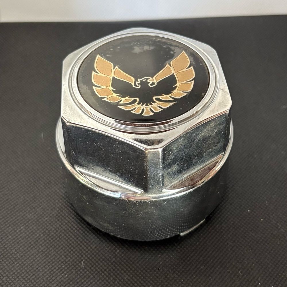 Vintage Pontiac Firebird Chrome Center Wheel Cap hub cap with Gold Emblem